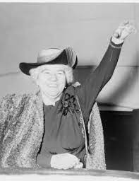 Kenneth ray 'kenny' rogers was born in houston, texas, to edward floyd rogers, a carpenter and lucille rogers, a nurse assistant. Celebrities With Last Name Kenny Famousfix Com List