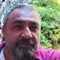 40+ profiluri „Gabriel Roman”