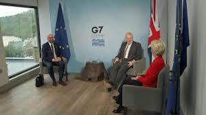 Ursula von der leyen è iscritta alla cdu dal 1990, la sua carriera politica è iniziata nel 2001, a 43 anni, con un incarico presso la regione di hannover. G7 Charles Michel And Ursula Von Der Leyen Meet With Boris Johnson Afp Youtube