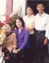 Ông chồng lớn là đảng và ông chồng bé là quốc hội. Má»™t áº¥n TÆ°á»£ng Ä'áº¹p Vá»›i Tan Chá»§ Tá»‹ch Quá»'c Há»™i Nguyá»…n Thá»‹ Kim Ngan Bao Long An Online