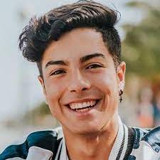 Ask anything you want to learn about naim darrechi by getting answers on askfm. Naim Darrechi Bio Age Net Worth Height In Relation Nationality Body Measurement Career