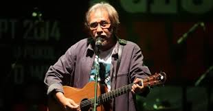Maybe you would like to learn more about one of these? Lirik Lagu Dan Chord Iwan Fals Bento Okezone Celebrity