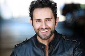 What do you think of the first two figures my girlfriend and I made? Be  honest please! I printed and painted everything myself with Warpaint  Fanatic and my dads old H&S Evolution.