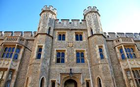 As a royal palace, fortress, prison, place of execution, arsenal, royal mint, royal zoo and jewel house, it has witnessed. Visiting The Tower Of London 10 Top Attractions Tips Tours Planetware