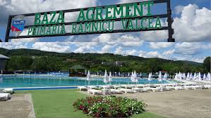 Strandul Ostroveni Din Ramnicu Valcea Deschis Timp De Trei Zile Stiri Regionale Oltenia Jurnalul Olteniei