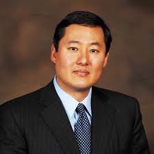 Buy Defender in Chief: Donald Trump's Fight for Presidential Power Book  Online at Low Prices in India