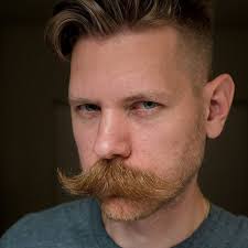 Finally did a true #beardstache. Thanks to @buon_buon and  @chrisjohnmillington for the ins… https://t.co/kaR4EINSLG