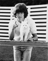George Harrison With Cat The Beatles Men With Cats Cat People