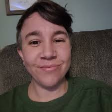 Wait just a minute! With you all being alive, does this mean I'm not the  only person who can't cope with wrinkled sheets?