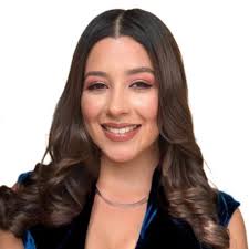 Tracy Granados's Instagram, Twitter & Facebook