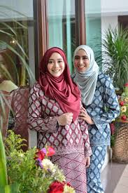 Pkr dinner organized by pkr's batu division. Nikmat Lebaran Yang Sederhana Nurul Ilham Nurul Iman Anwar Nona