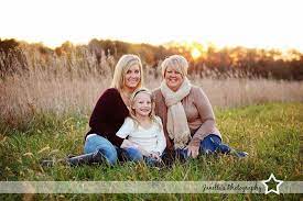 Grandma Mother Daughter Pose Www Facebook Com Janellesphotographypage Mother Daughter Pictures Father Daughter Photography Mother Daughter Poses