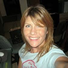 Emily Rieman's Instagram, Twitter & Facebook