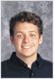 Kiwanis Club awards scholarships