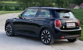 Your mini retailer will be happy to provide you with. Mini Cooper Se Der E Mini Ist Da Ecario