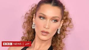 وقعت حديد مع آي إم جي مودلز في عام 2014. Ø¨ÙŠÙ„Ø§ Ø­Ø¯ÙŠØ¯ ØªØ¹ØªØ°Ø± Ø¹Ù† ØµÙˆØ±Ø© Ø£Ø«Ø§Ø±Øª Ø¬Ø¯Ù„Ø§ ÙÙŠ Ø§Ù„Ø³Ø¹ÙˆØ¯ÙŠØ© ÙˆØ§Ù„Ø¥Ù…Ø§Ø±Ø§Øª Bbc News Ø¹Ø±Ø¨ÙŠ