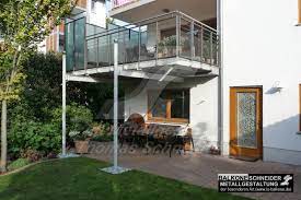Balkon vergrößern wen die stützen nicht stören, der kann den balkon fast beliebig vergrößern. Balkonvergrosserung Aus Metall Balkone Schneider