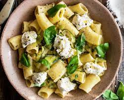 Easy Zucchini Pasta With Ricotta Basil The Original Dish Recipe Easy Zucchini Ricotta Pasta Summer Pasta Dishes