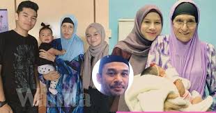 Alahai manjanya danish, comel dua beran4k ni. Norman Hakim Hiba Teringatkan Momen Arwah Dr Zarina Sambut Kelahiran Anak Pertama Hingga Keenam Mingguan Wanita