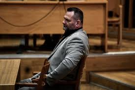 Σε δήλωσή του υποστηρίζει ότι η απόφασή του δεν οφείλεται σε ρήξη με την ηγεσία του κόμματος, αλλά καθότι εκτιμά πως «κάνουμε λάθος πολιτικές κινήσεις, πράγματα τα οποία εγώ τουλάχιστον δεν συμφωνώ». Yt Bxlgns92wam