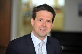 Avison Young closes acquisition of WHR Property Consultants LLP, opens new  office in Manchester, U.K.; 35 members join