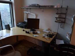 家に帰ると見知らぬ12人がパーティー状態だった