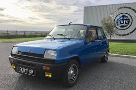 Image result for Bleu Navy 1982 Renault