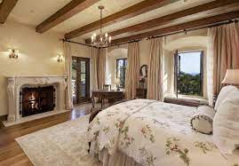 Peek inside prince harry and meghan markle's los angeles home. Inside Meghan And Harry S New 14 7m Nine Bed 16 Bath California Home