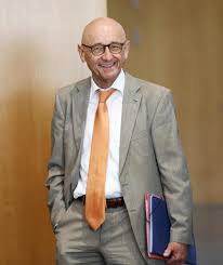 The group employs around 2300 people and generated sales of € 401 million. Jln3kfyh7b3ghm
