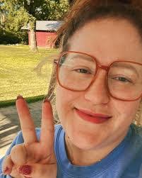 Abbie Holder's Instagram, Twitter & Facebook