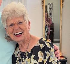 Janet Mcbride's Instagram, Twitter & Facebook