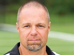 Speaker series for high school athletes looks to connect students with role  models