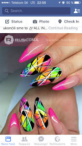 Vyzkoušejte také různé geometrické tvary, linie, ornamenty a vzory, fantazii se meze v tomto roce nekladou! Pin By Zuzana Izsova On Nails Inspiration Nail Designs Neon Nails Nail Polish Designs