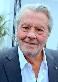 But jo gets entangled with the intriguing femme fatale, angele aka maine (edwige feuillère), who is bob's mistress. Datei Alain Delon Cannes 2019 Jpg Wikipedia
