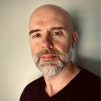 100+ perfiles de «James Roger»