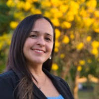 Michelle Tellis's Instagram, Twitter & Facebook