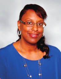 Denise Mayen's Instagram, Twitter & Facebook