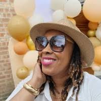 Sandy Sneed's Instagram, Twitter & Facebook