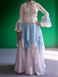 Pasti saja para desainer baju natal memiliki tantangan tersendiri dalam menciptakan rancangan atau gambar desain bentuk baju natal. 25 Inspirasi Keren Model Baju Tamborin Modern Maria Space