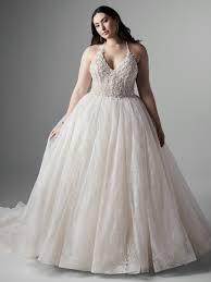 Full star full star half star empty star empty star. Ask A Plus Size Fashionista Wedding Gowns For A Curvy Bride