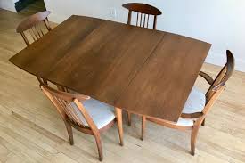 Rectangular dining table with extension features classic warmth in a transitional design that looks great in any home. Broyhill Sculptra Dining Set W Table 4 Chairs Midcentury Modern Dining Room Sets Sweet Modern Akron Oh