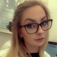 Holly Whitfield's Instagram, Twitter & Facebook