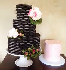 What is the cheapest way to feed a crowd? 15 Ways To Save Bulk Cash On Wedding Food