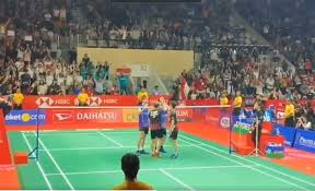 Nov 19, 2020 · nonton bola di layanan tv online live streaming, para pecinta sepakbola lebih memilih untuk nonton bola online melalui internet dengan alasan bisa di tonton di mana saja, terlebih ada juga sebuah pertandingan sepakbola yang tidak di tayangan oleh stasiun televisi seperti rcti, sctv, tv one dan trans7 dengan alasan tertentu. Link Live Streaming Badminton Final Indonesia Masters Liga Id