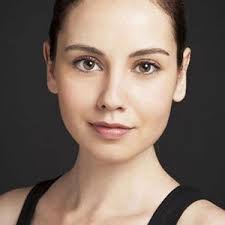 Tugce Kumral Tv Series Biography Height Turkish Drama Becoming An Actress Turkish Beauty Actresses