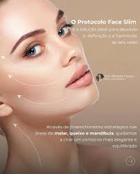 O Face Slim é a solução ideal para redefinir e afinar seu perfil com  naturalidade. Através de técnicas especializadas de preenchimento, vamos  criar um contorno facial que realça sua beleza de forma