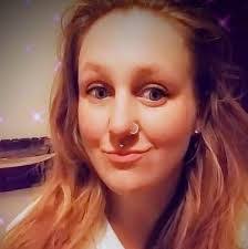 Melissa Calton's Instagram, Twitter & Facebook