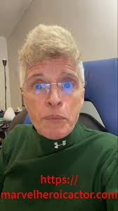 What are some methods to help a teenage student memorize lines?