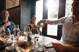 Made by one of the premier winemakers in south africa, this sauvignon blanc from mulderbosch is a fresh and vibrant take on the wine. What Wines To Bring To Different Kinds Of Social Functions Winetraveler
