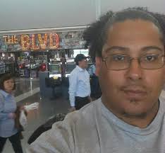 385-Pound Man Kicked Off United Flight For Row Mate's Comfort